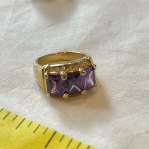 Purple Amethyst Gold Ring with Geometric Cut
